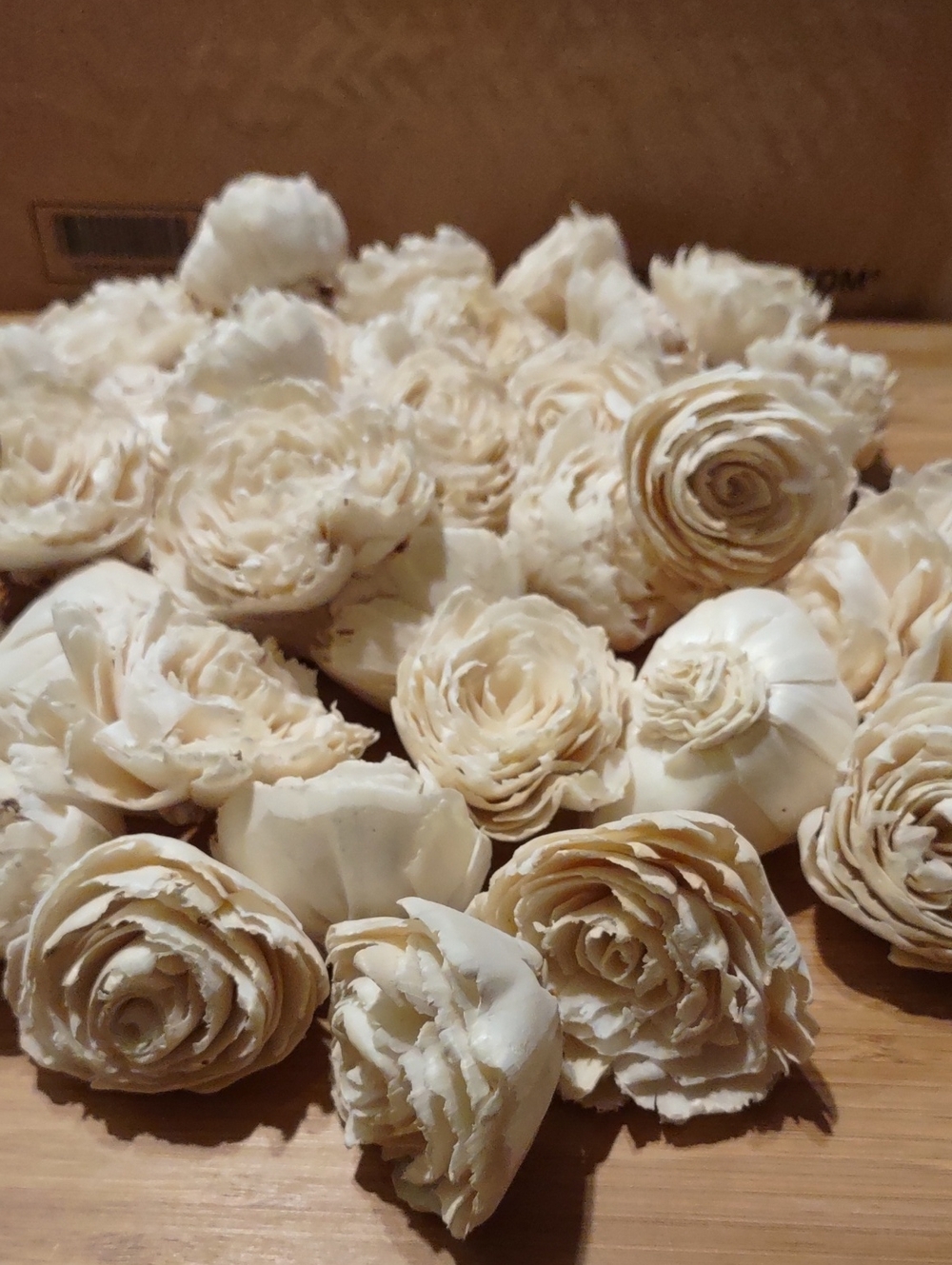 Sola Wood Flower Juliet Roses 37 Count